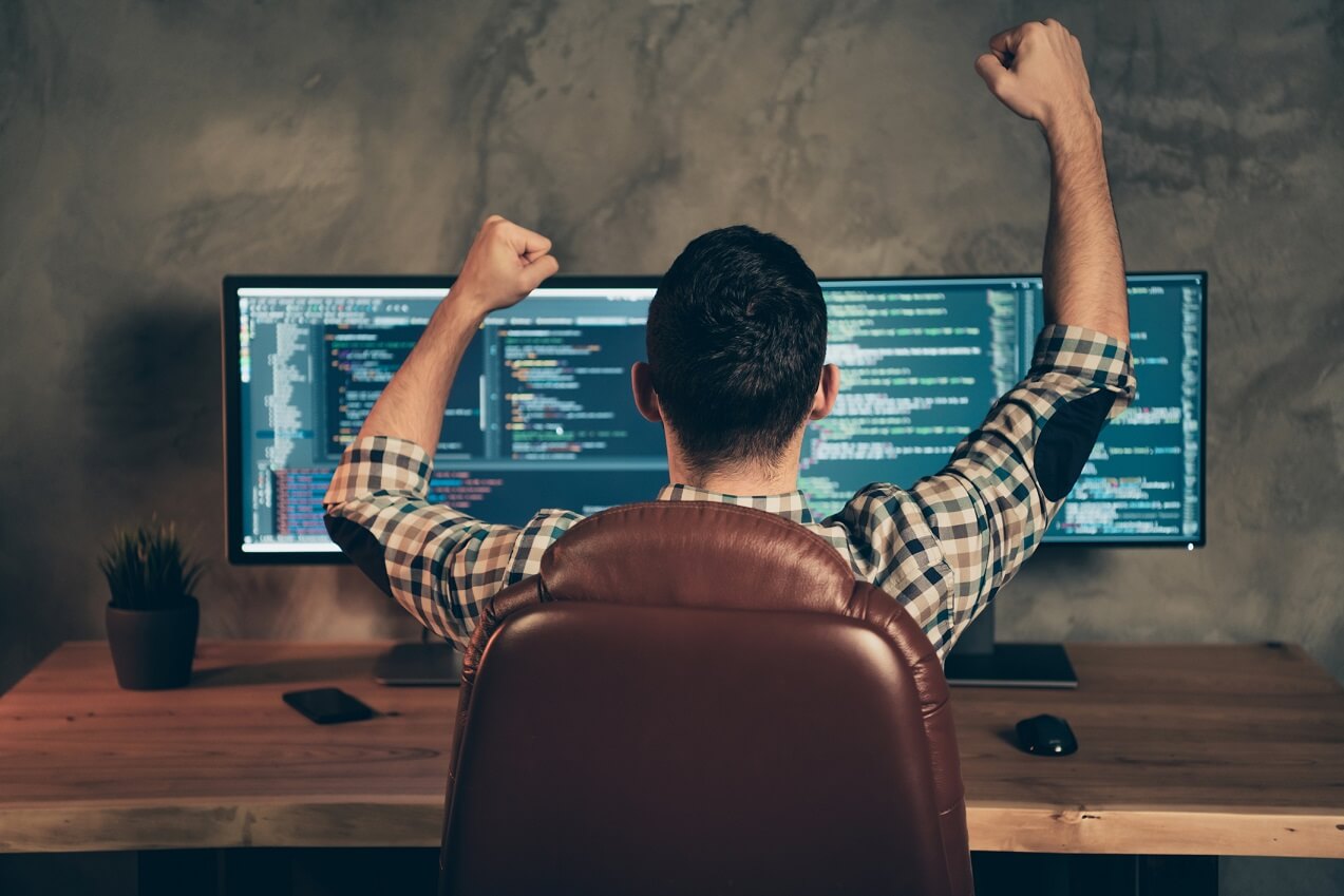 برنامه نویس شغل پردرآمد ایرانی